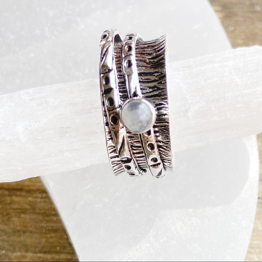 WHITE OPAL STERLING SILVER SPINNER BOHO RI… - Picture 1 of 10